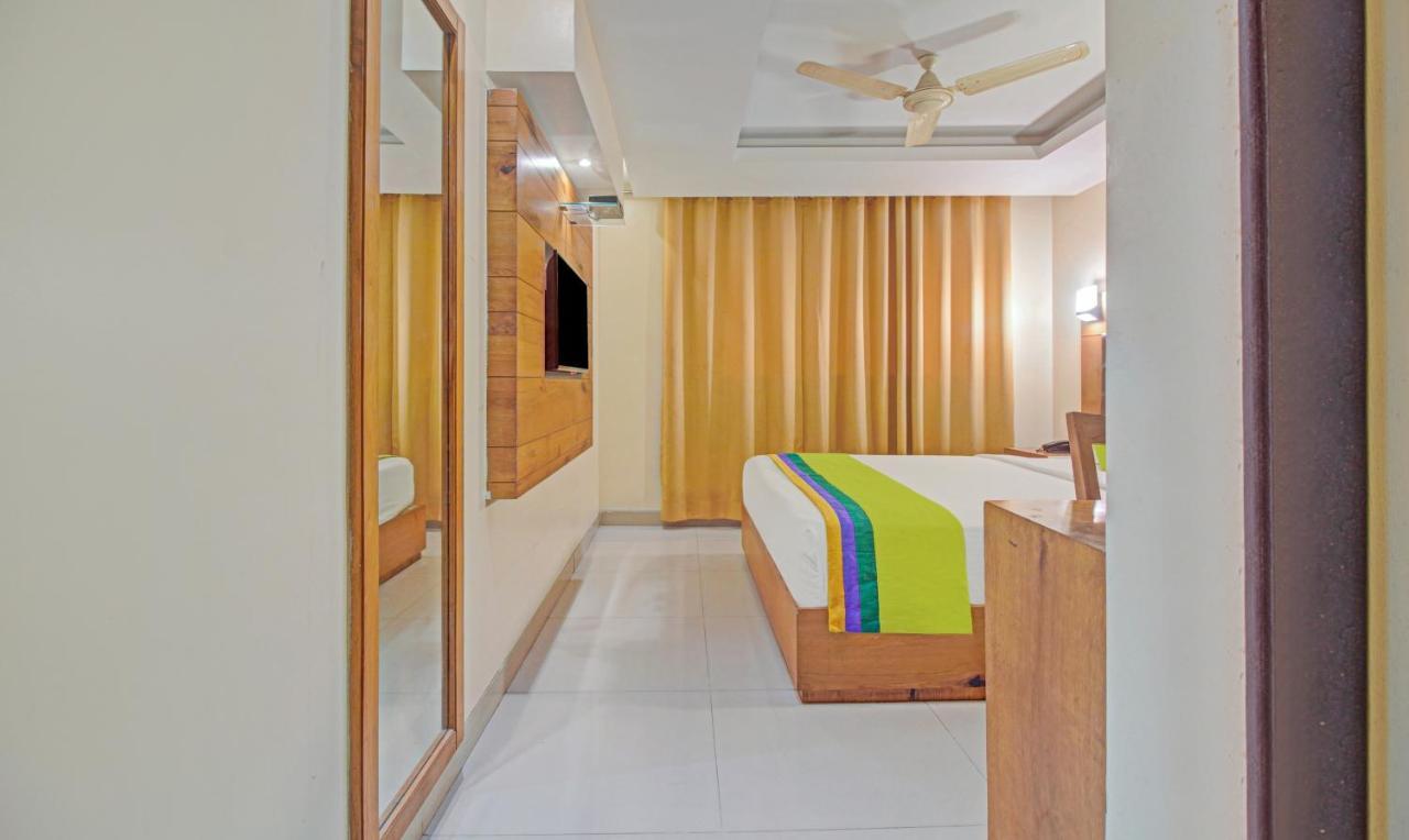 Treebo Trend Anam Interrnational Hotel Mumbai Exterior photo